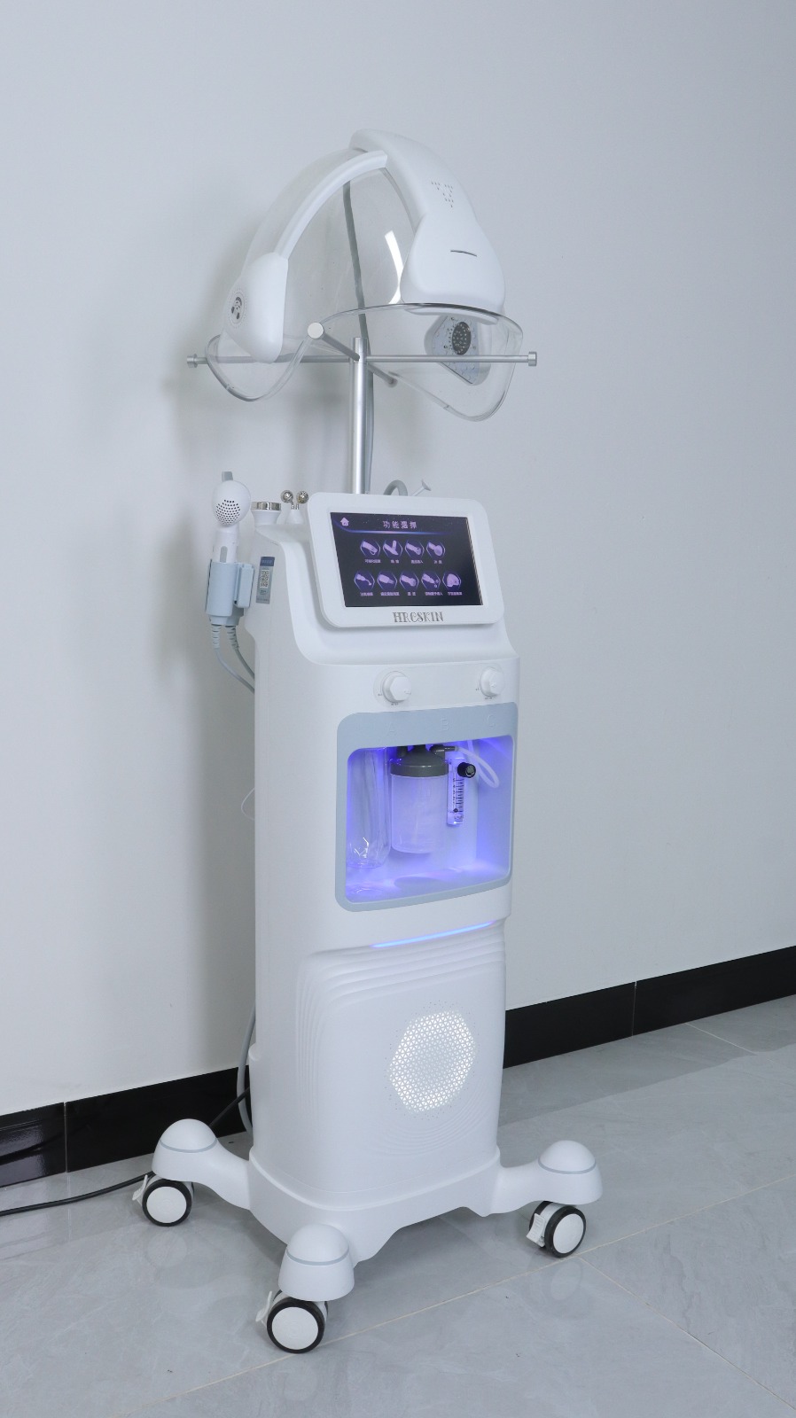 Oxygen Therapy Facial​ 2